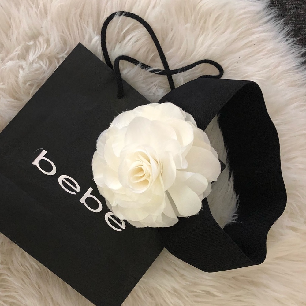 BEBE Rosette Stretch Belt